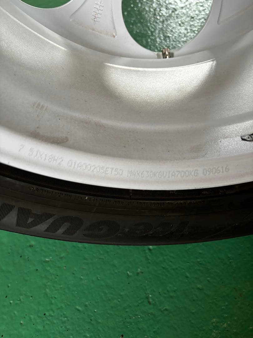希少 O.Z RACING 225/50R18 スタッドレスタイヤセット