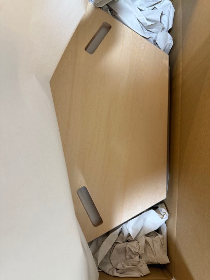 リーズナブルヘキサゴンテーブル　新品