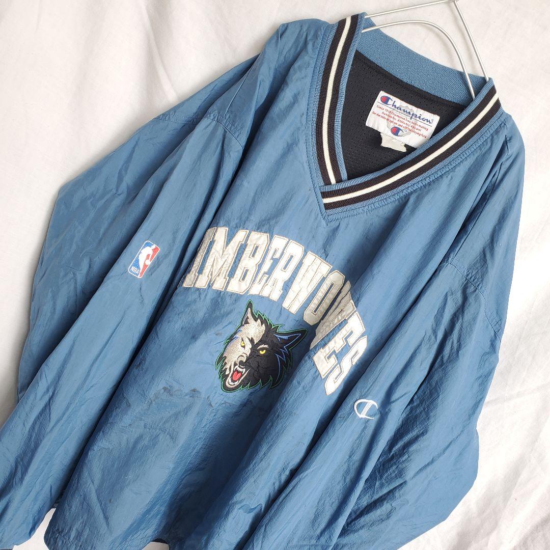 チャンピオン　ウルブズ ナイロン プルオーバージャケット　ビッグロゴ　　NBA