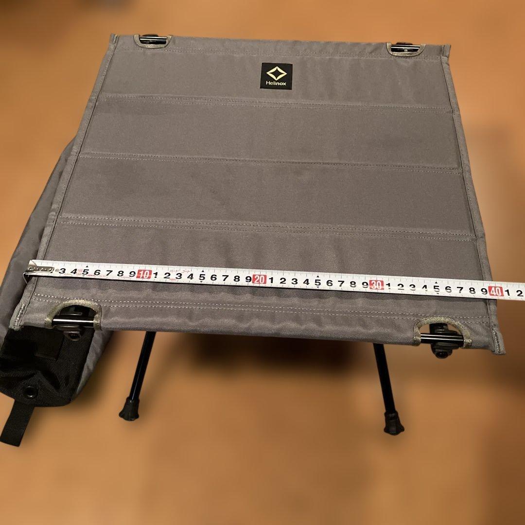 ヘリノックス　テーブル　グレー
