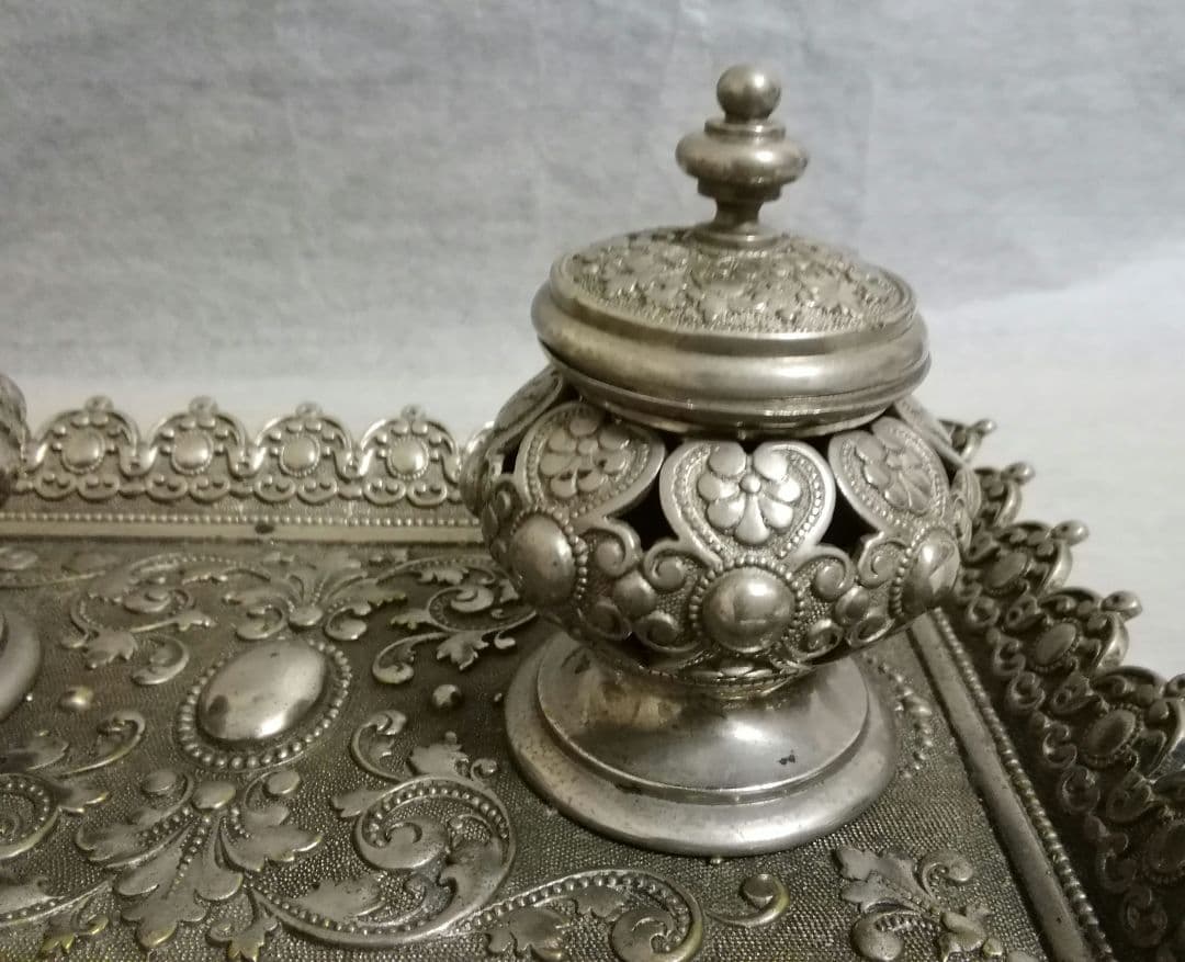 逸品　ナポレオン三世　フランス　真鍮製　ダブルインクポット　トレー　アンティーク