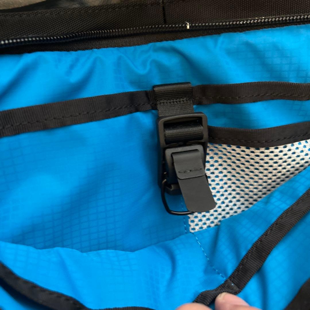 ALPAKA ブラック ショルダーバッグ