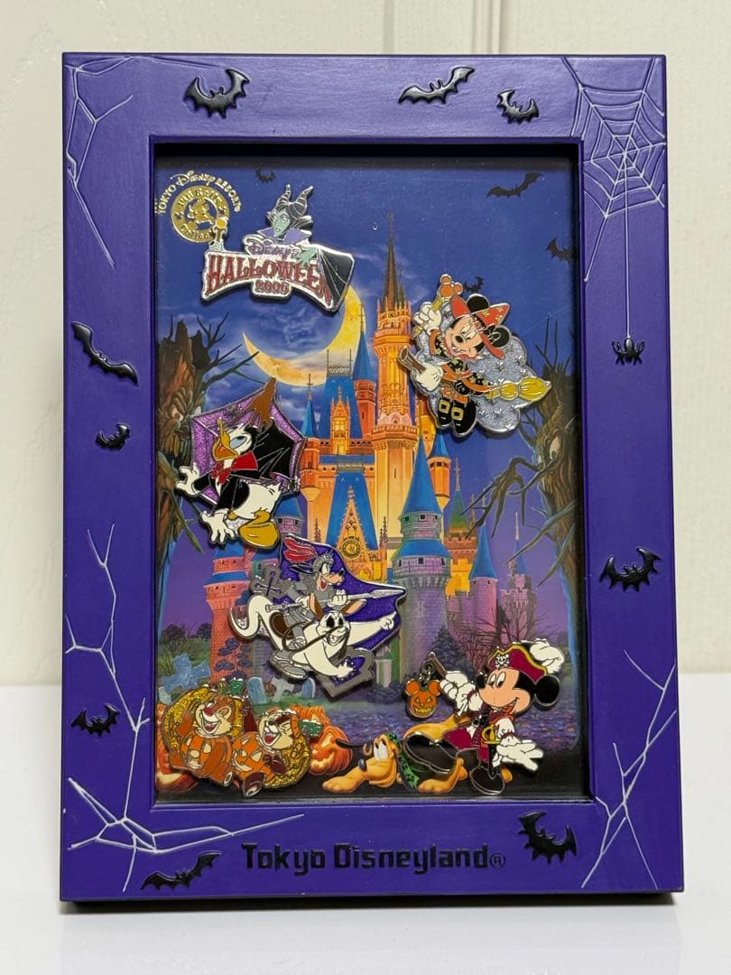 大河&天⑦ハロウィン額入りピンバッジ