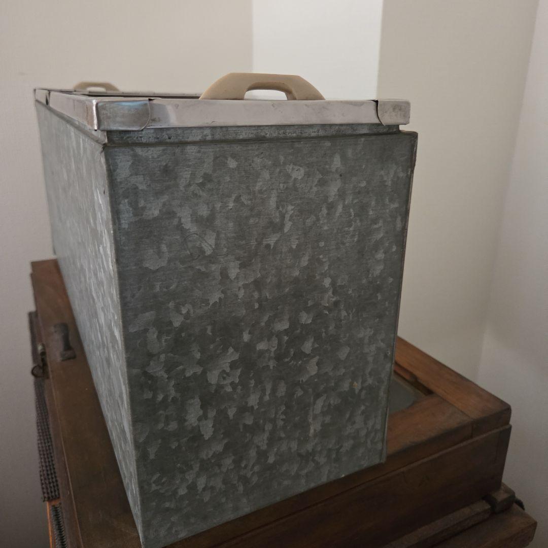 駄菓子ケース　ブリキ　レトロ　古雑貨　駄菓子屋　インテリア　コレクションケース