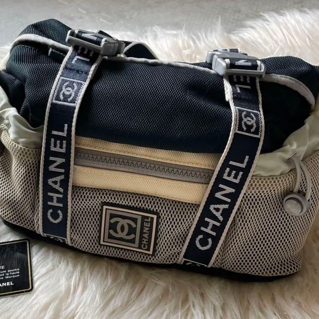 【CHANEL】シャネル スポーツライン ボディバッグ