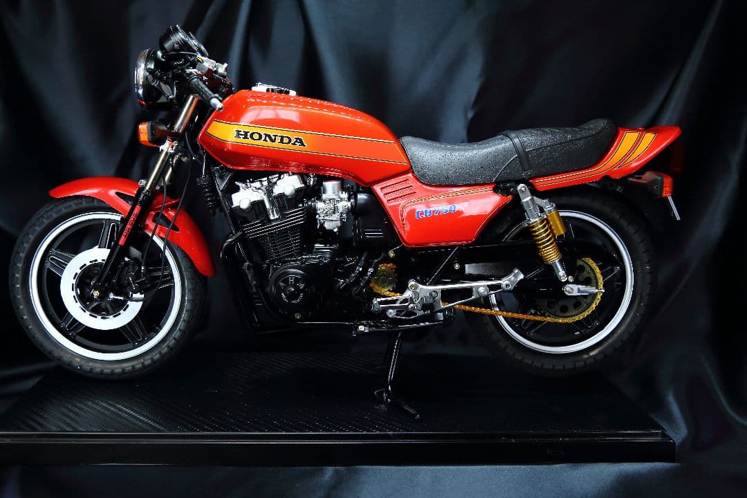 タミヤ1/6 HONDA CB750Fバリバリ伝説巨摩郡仕様　プラモデル完成品