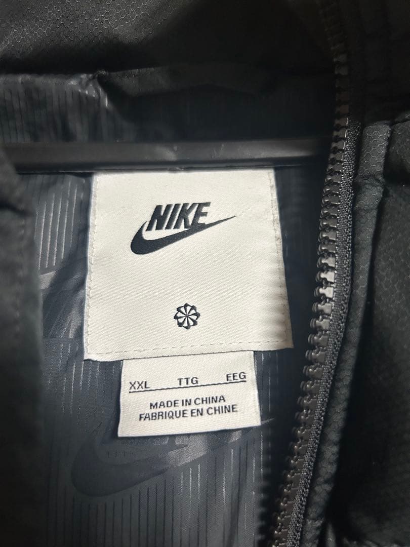 2*6様 Nike ブラック パファージャケット XXL最終値下げ