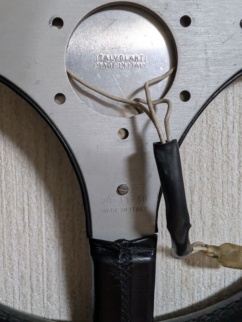 イタルボランテ ステアリング フォーメル 36 φ