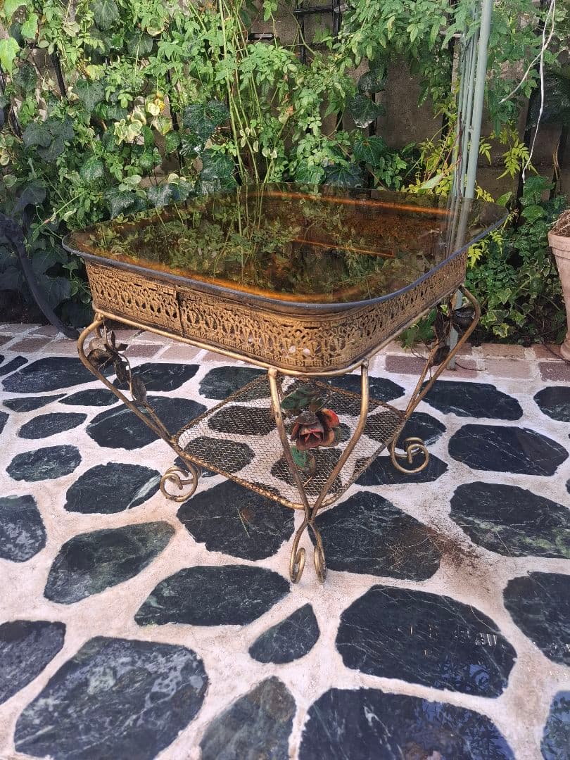 アンティーク　　薔薇　　机