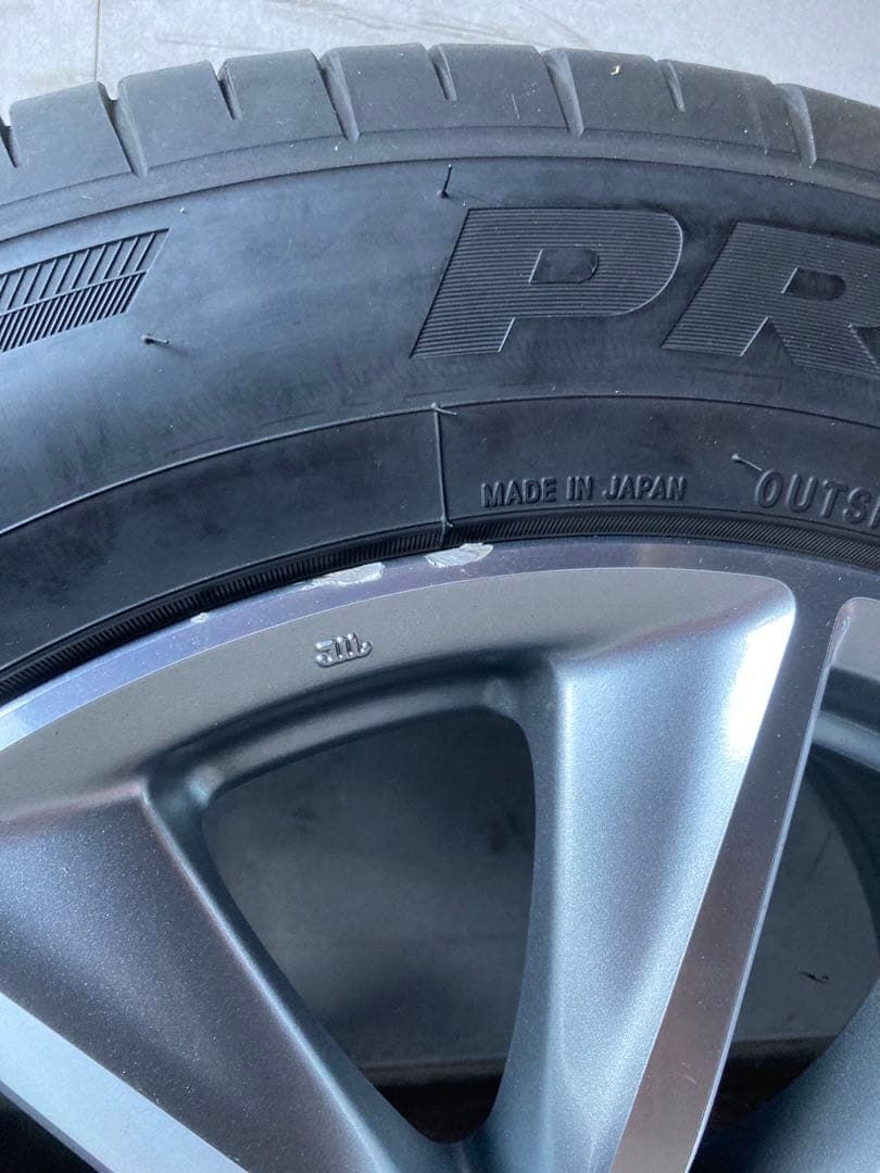 2023年バリ山！v37スカイライン純正TOYO PROXES235/55R17