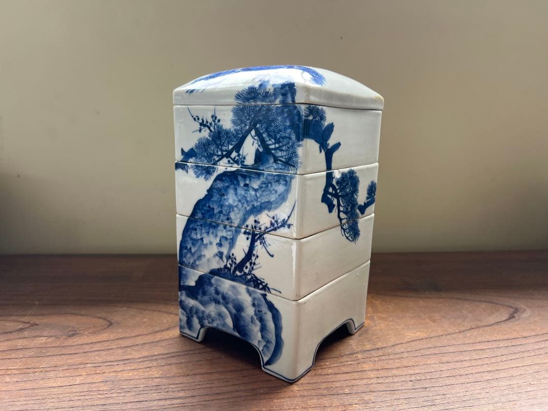 重箱　陶器　染付　インテリア置物　骨董