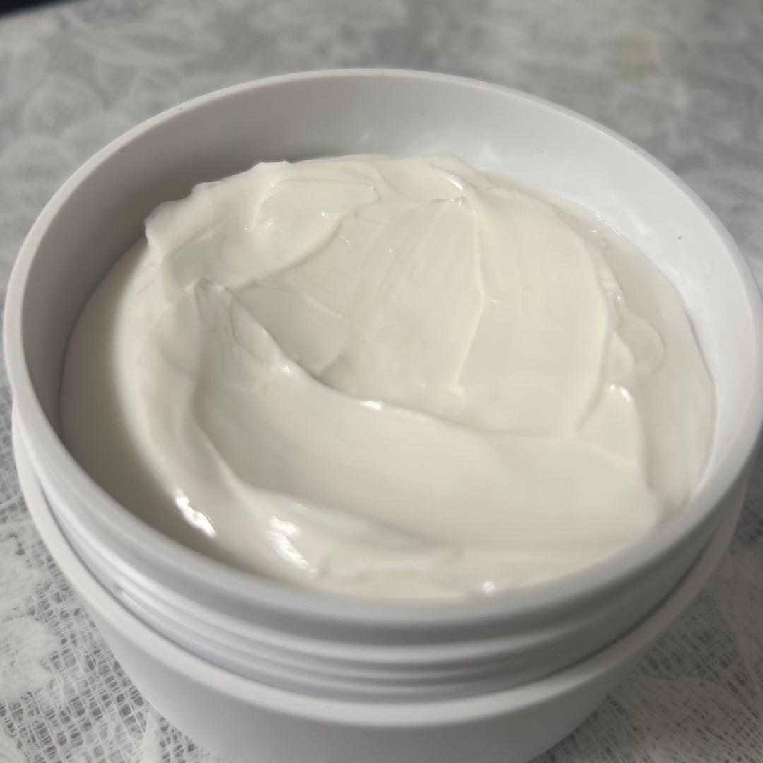 diptyque ボディバーム 200ml フルールドゥポー