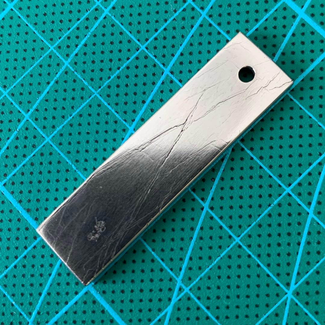 ギベオン隕石 切り出し エッチング加工無し 光沢仕上げ 約8.5g