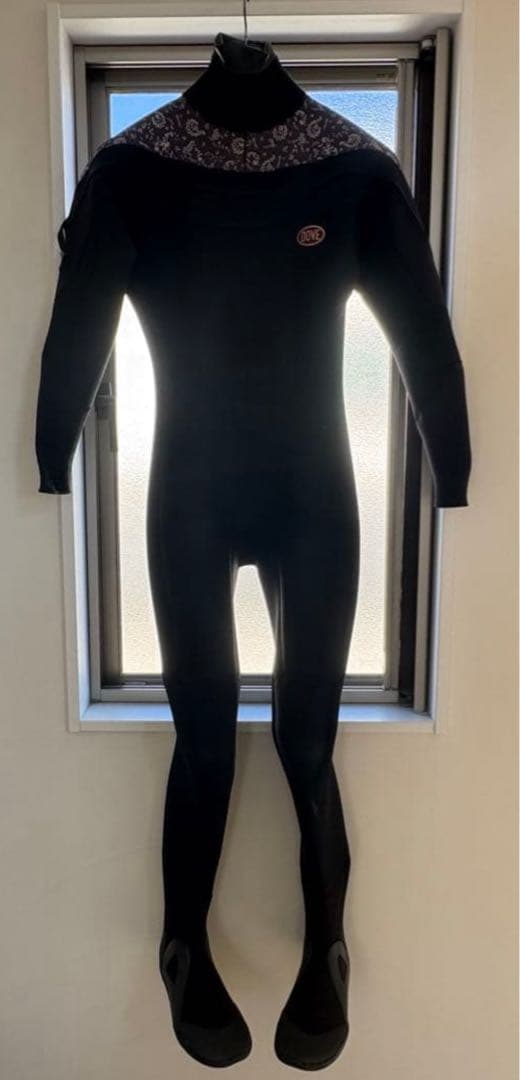 ダブ DOVE サーフィン ドライスーツ レディース　ウエットスーツ　フルスーツ