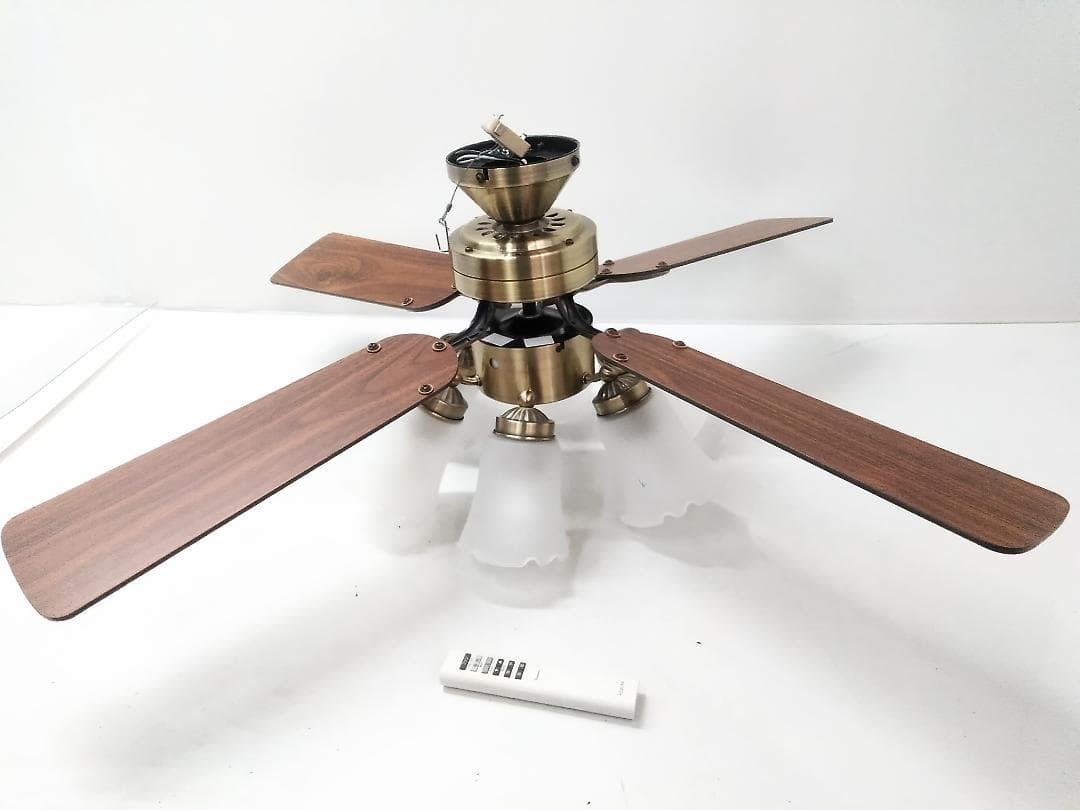 コイズミシーリングファン 8-10畳 リモコン付 BAN0505FR□