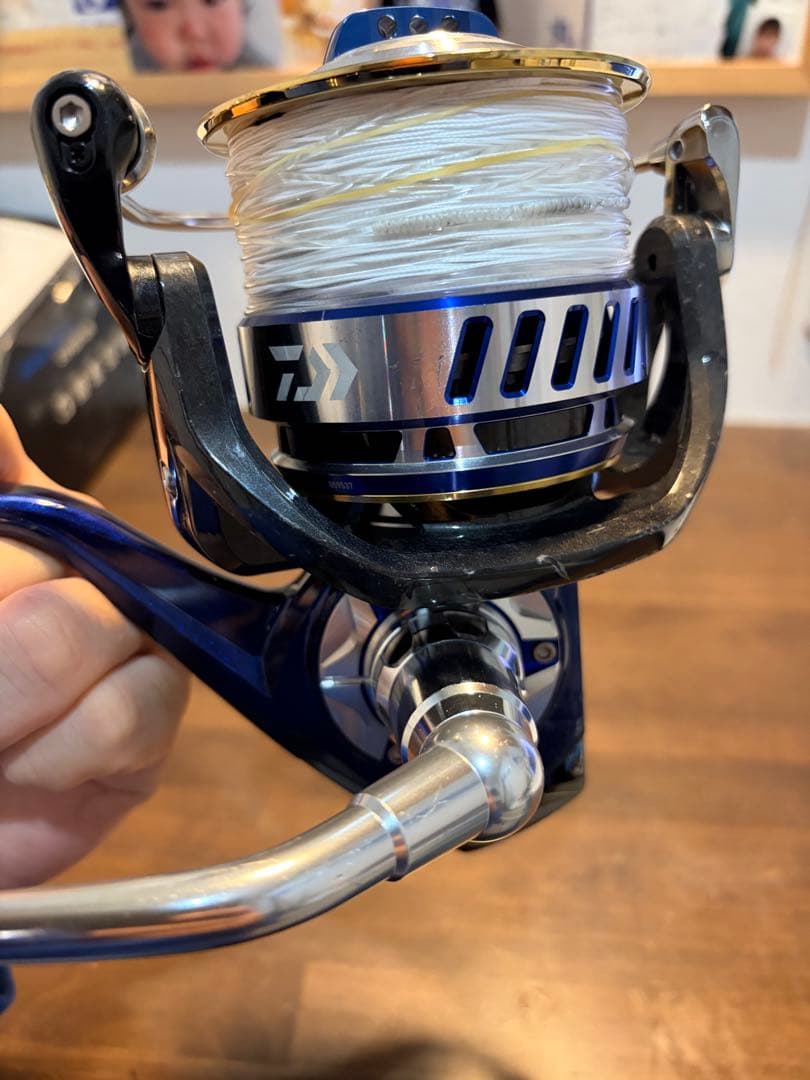 14ソルティガ 8000H EXPEDITION