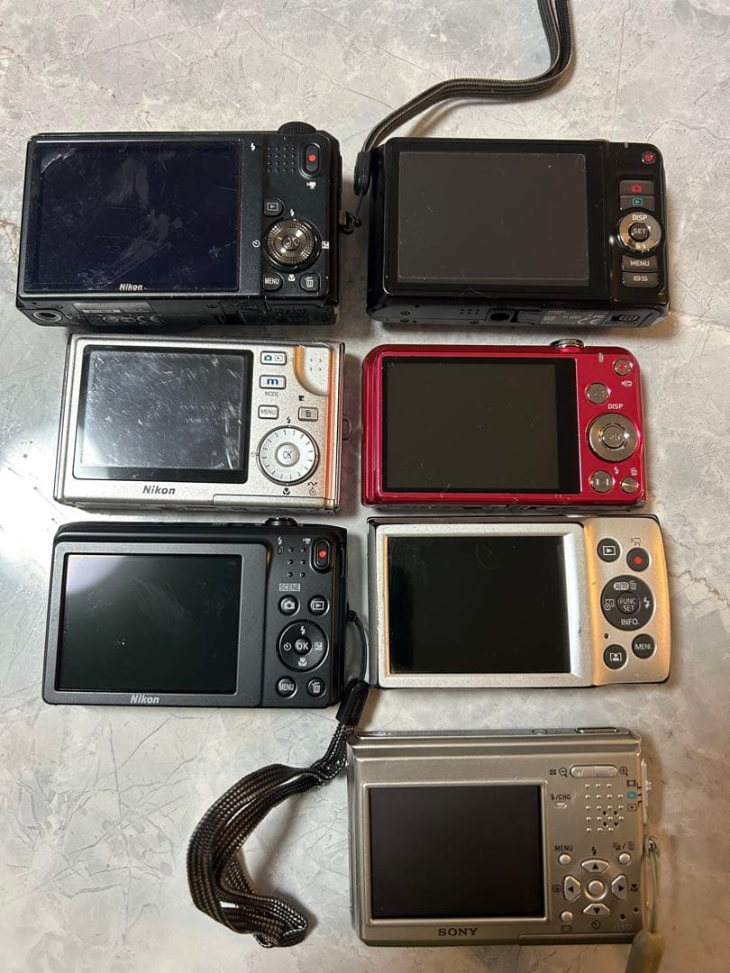 コンパクトデジカメ7台まとめ売り（ジャンク品）