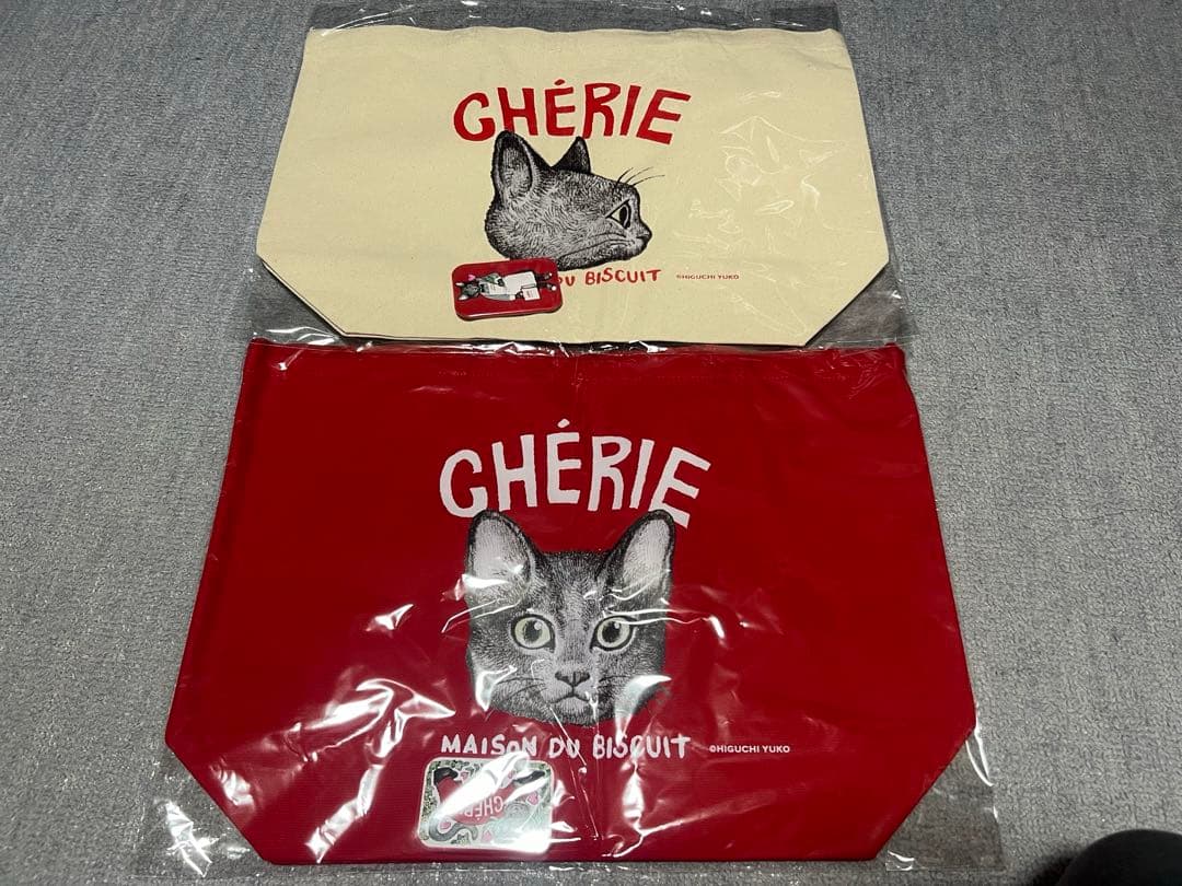 CHÉRIE×ヒグチユウコ 限定LEOトート２種類 缶バッチ付き