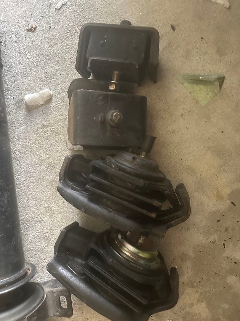 よ*ま様 シルビア　ニスモエンジンマウント　r32 エンジンマウント