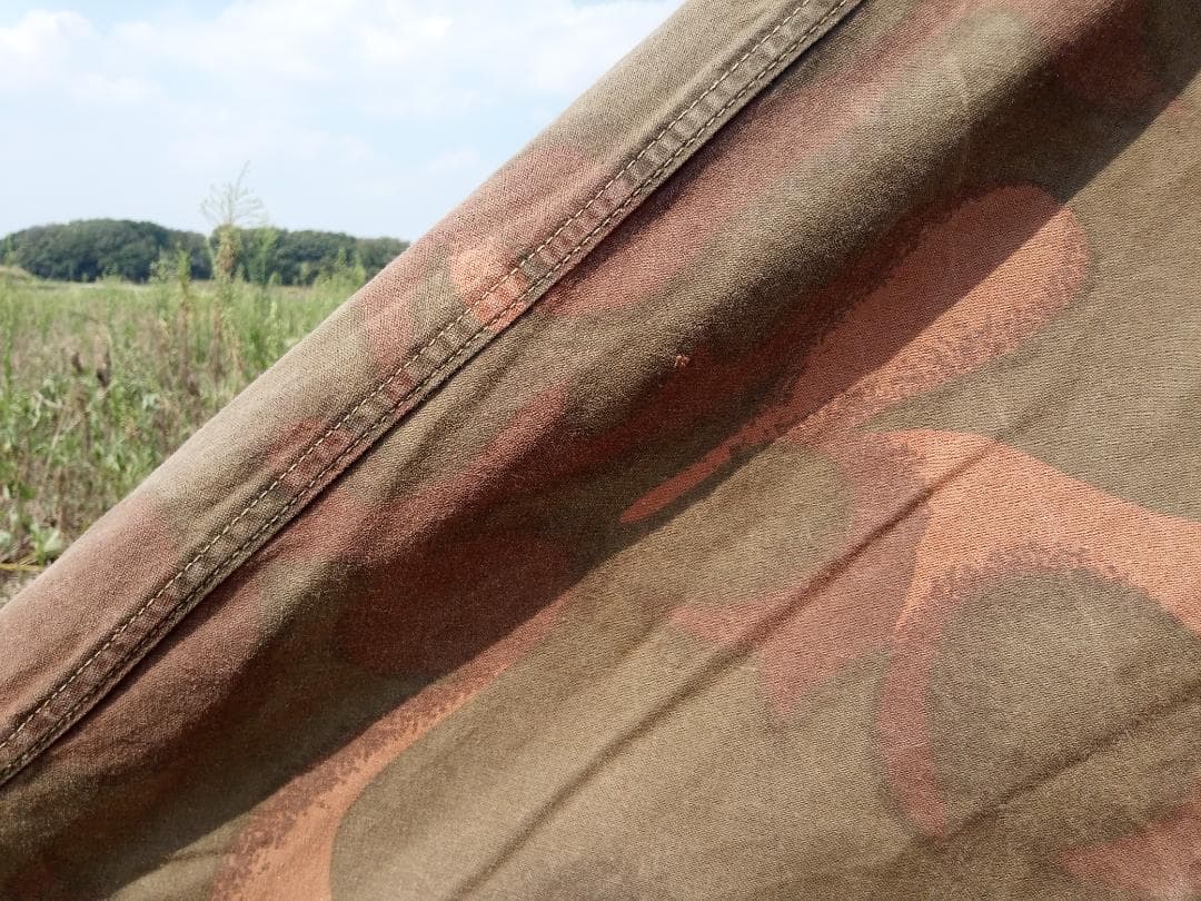 【希少】ハンガリー軍　テントシート2枚組　ハリケーン迷彩　軍幕テント