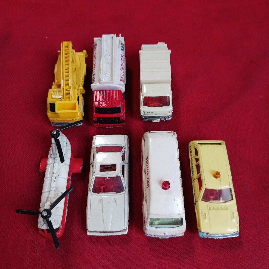 トミカ ミニカーセット　7台　中古