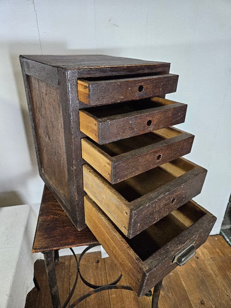 ヴィンテージ 古い木製の小引出し 5段 小箪笥 チェスト 小物入れ 卓上 収納