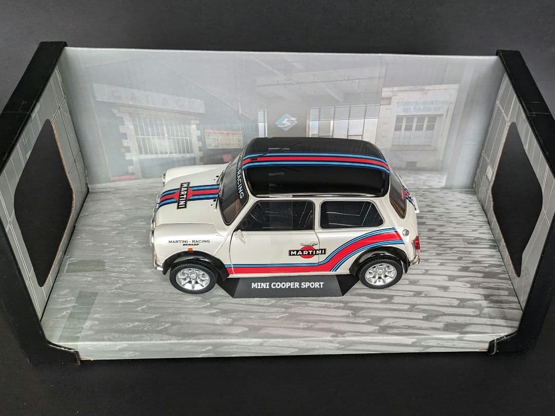 Solido 1/18 ミニクーパー スポーツ 1998 マルティニ カラー