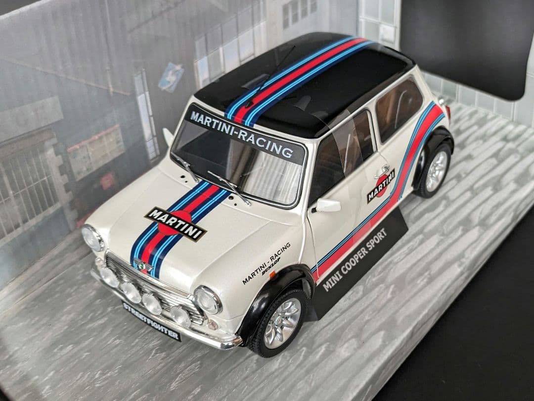Solido 1/18 ミニクーパー スポーツ 1998 マルティニ カラー