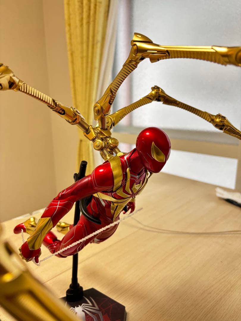 アメコミ Hottoys Ps4 iron spider armor 1/6