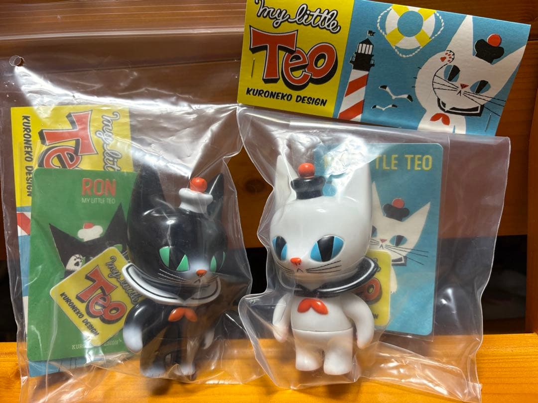 My Little Teo 黒ねこ意匠　黒猫　白猫　二体セット　ソフビ