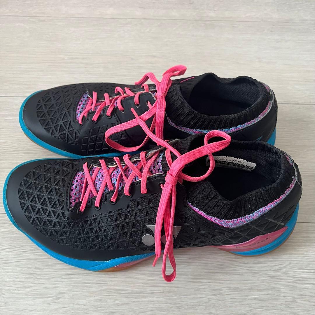✨️美品✨️ YONEX バドミントンシューズ 24cm 袋付き