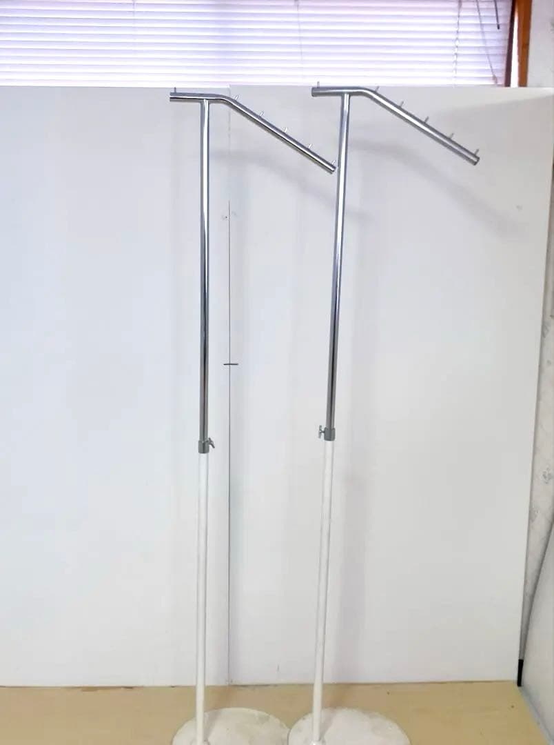 業務用 什器ハンガー　傾斜　ハンガーラック 4台セット　スチールラック