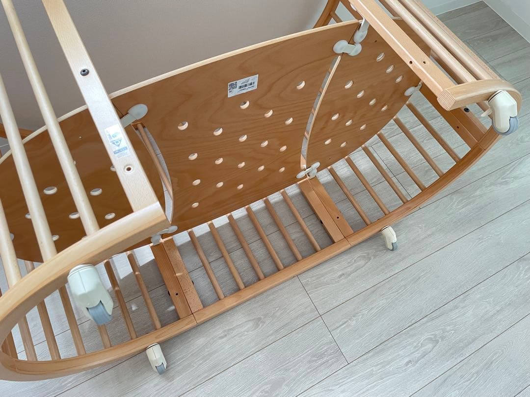 landabu 木製円形ベビーベッド(再掲)