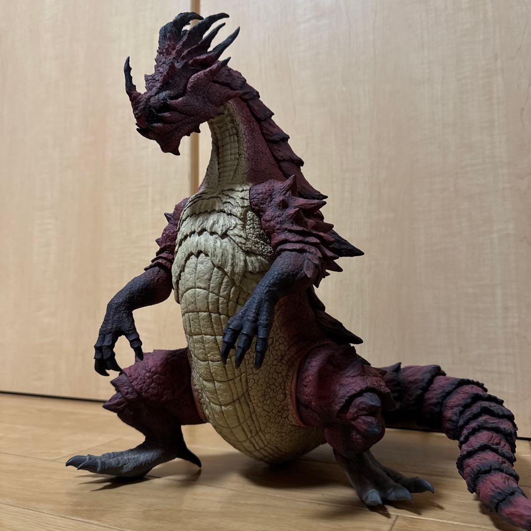 【ラオシャンロン GIGA SOFVI 】 モンスターハンター フィギュア