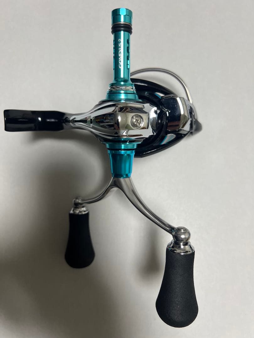 19エメラルダス LT2500S-DH スピニングリール