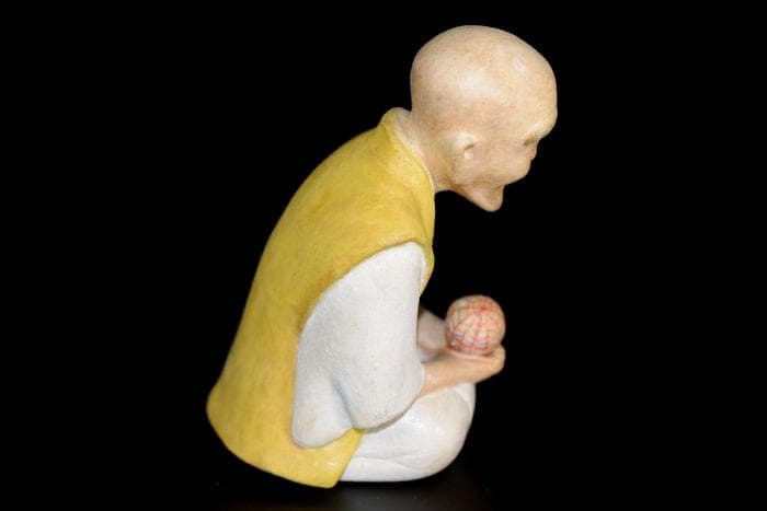 紙塑人形創始者　鶴巻 三郎　作『にらめっこ』日本人形　共箱　真作保証