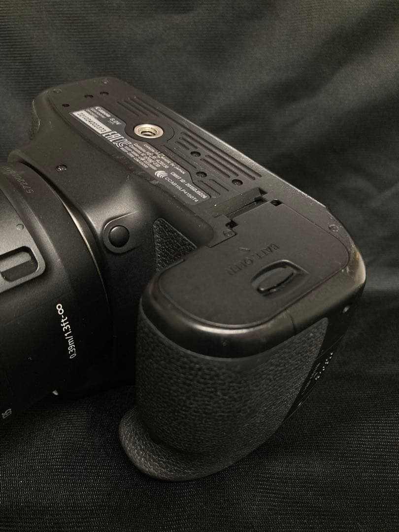 極美品Canon EOS 80D EF-S 18-135 IS USM一眼レフ