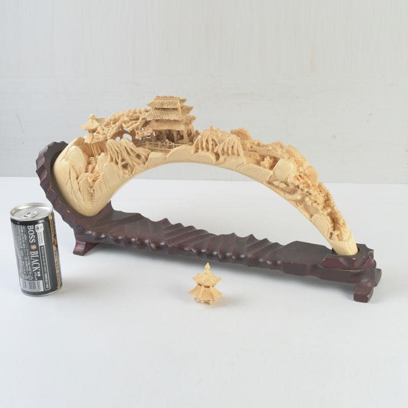 中国　河馬牙製　楼閣山水透かし雕　床飾　置物　唐木台付　V　9341