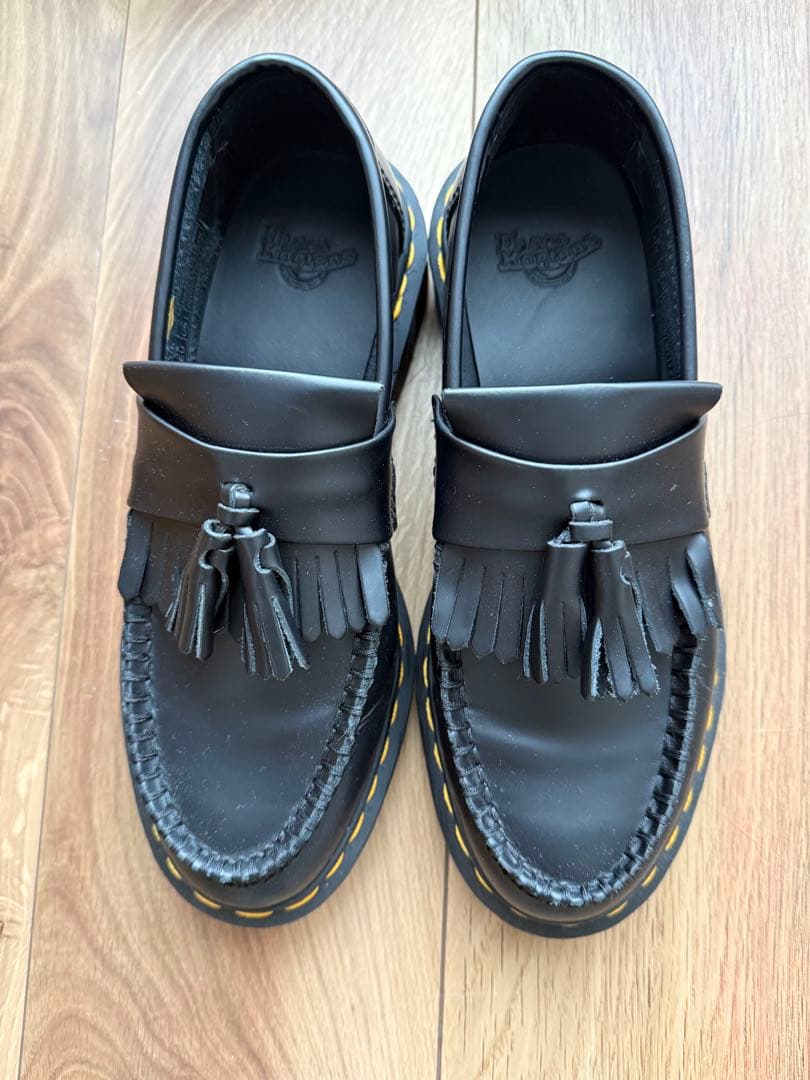 ほぼ新品未使用ドクターマーチン タッセルローファーUK5