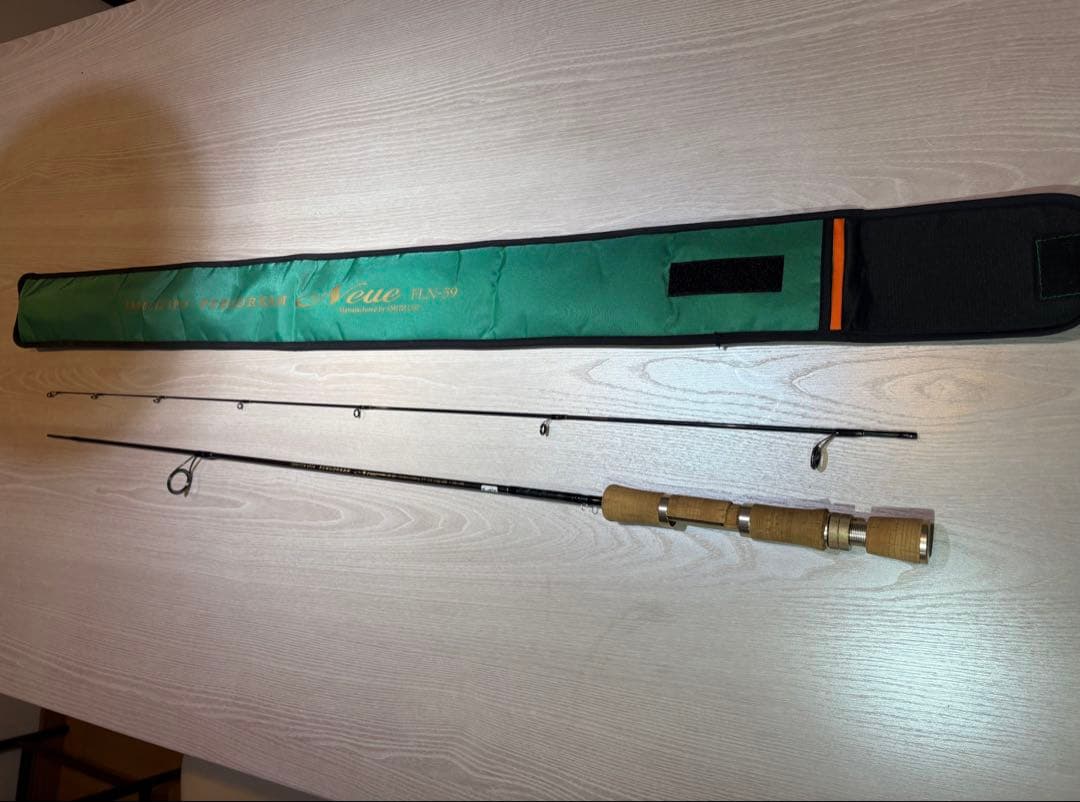 美品！スミス TROUTIN'SPIN FIELDREAM Neue