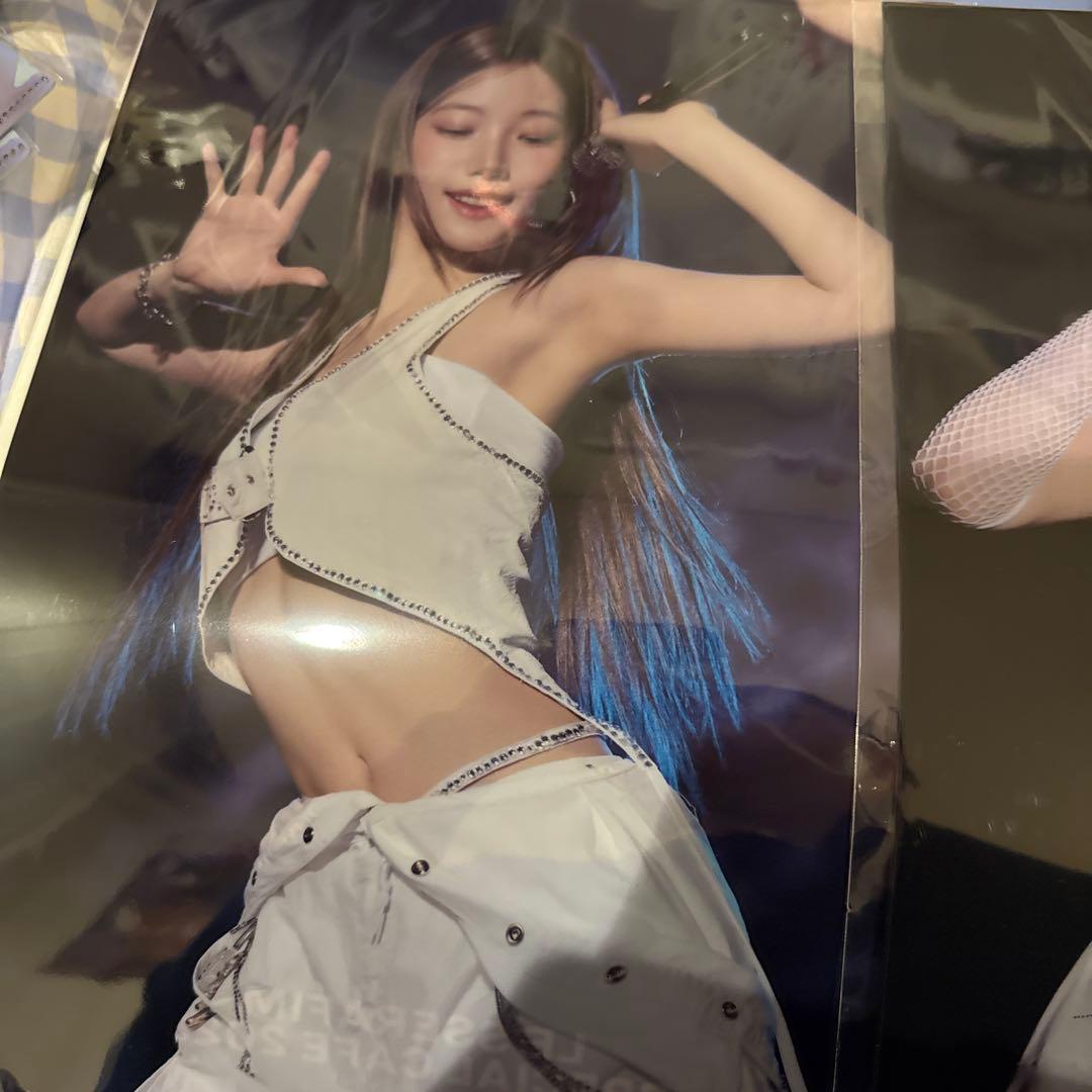 ルセラフィム カフェ 2025 くじ 全種 クリアファイル