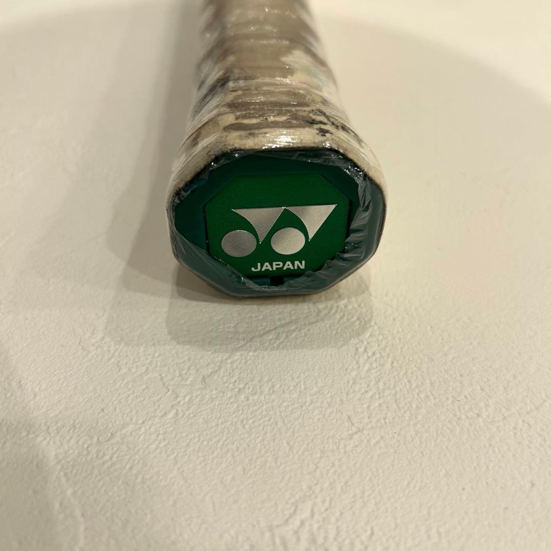 美品✨YONEX ヨネックス VCORE100 Vコア グリップ2 レッド　硬式