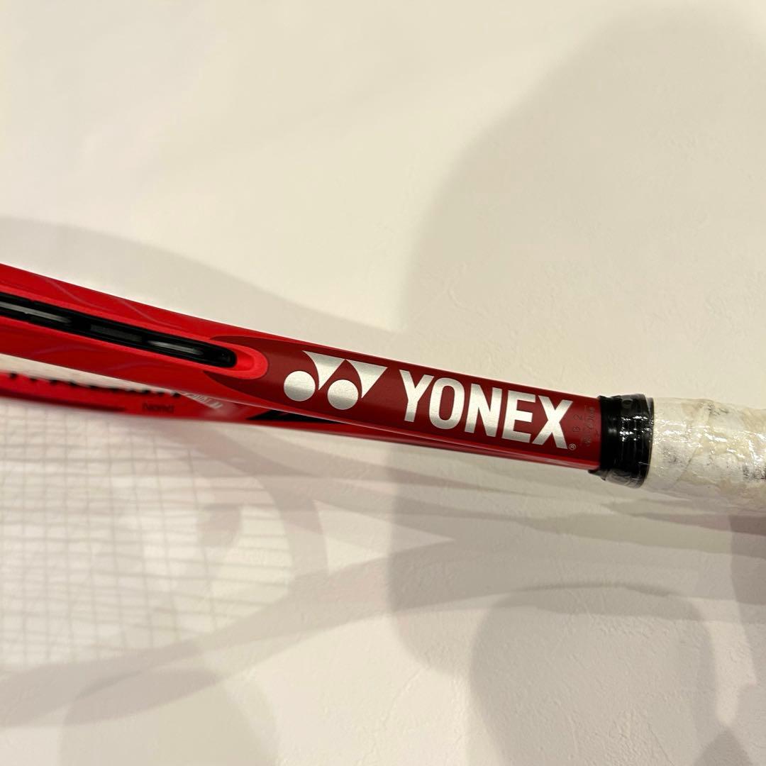 美品✨YONEX ヨネックス VCORE100 Vコア グリップ2 レッド　硬式