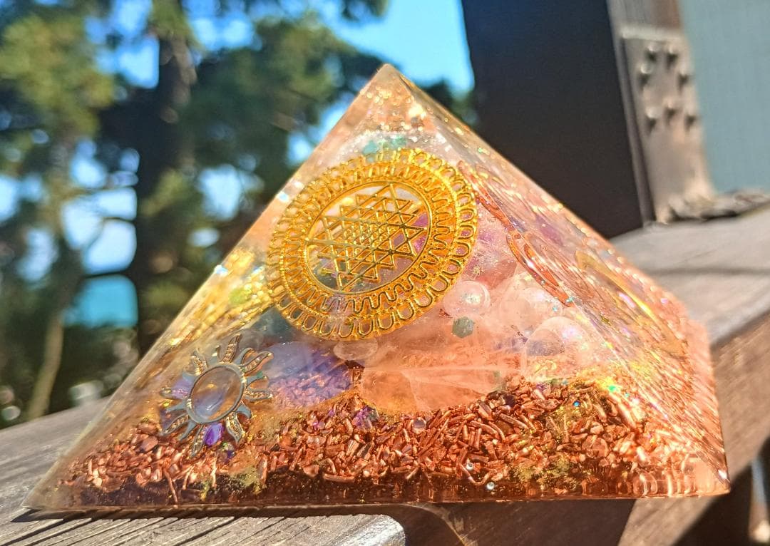 セレスタイト✧天使のピラミッド型✧オルゴナイト9.5