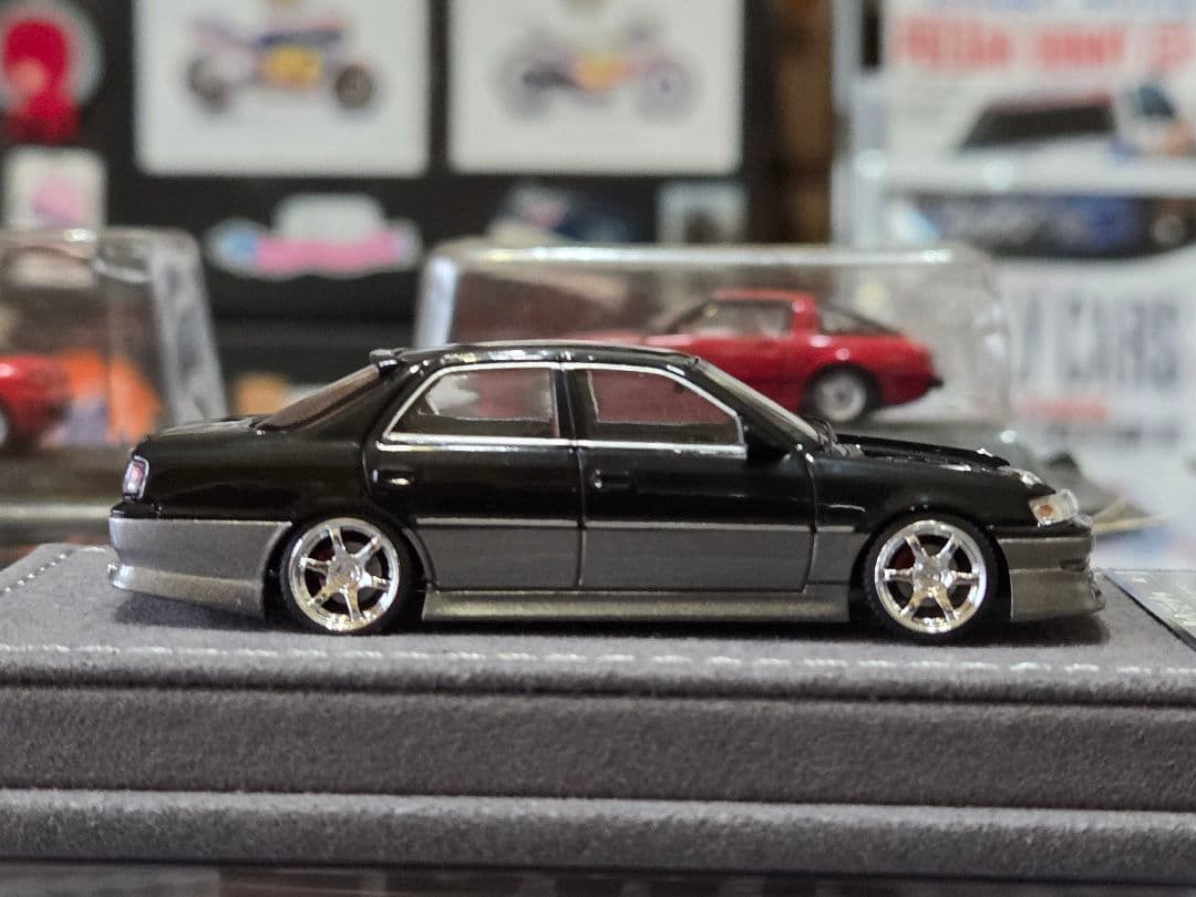 新色✨️MORTALMODELトヨタ クレスタ2.5ルーラントG黒銀1/64