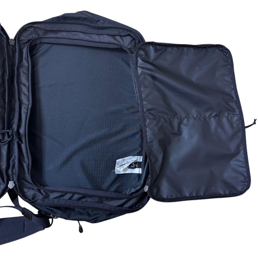 未使用級 ARC'TERYX ION GEAR ORGANIZER ブラック