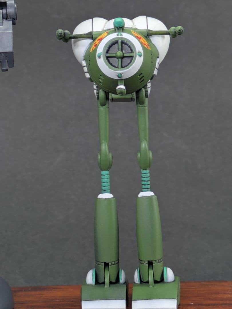 伝説巨神イデオン　バックフラン宇宙軍制式重機動メカ　ジグ・マック/アディゴ完成品