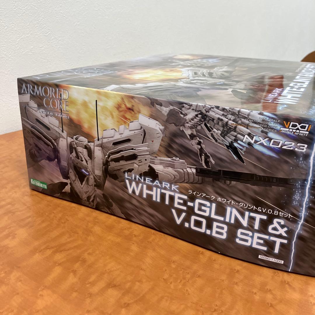 ロボット ARMOR CORE LINEARK WHITE-GLINT & V.O.B