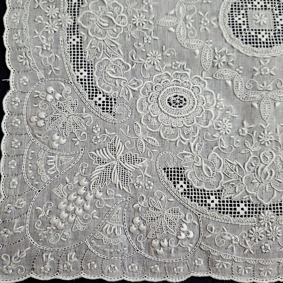 スワトウ ハンカチ 手刺繍 葡萄 R4