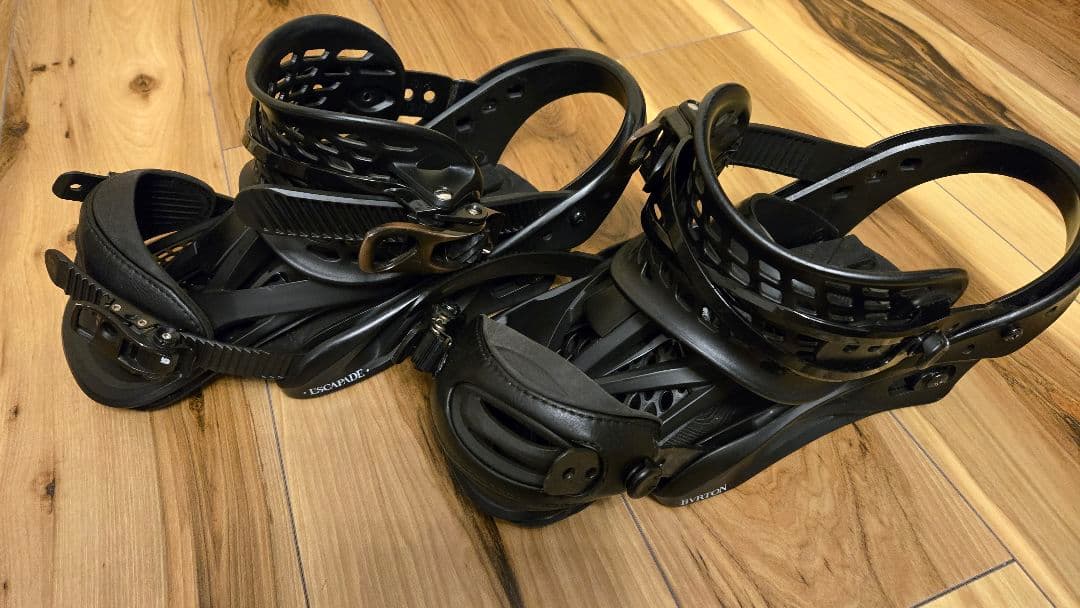 BURTON ESCAPADE ブラックビンディング